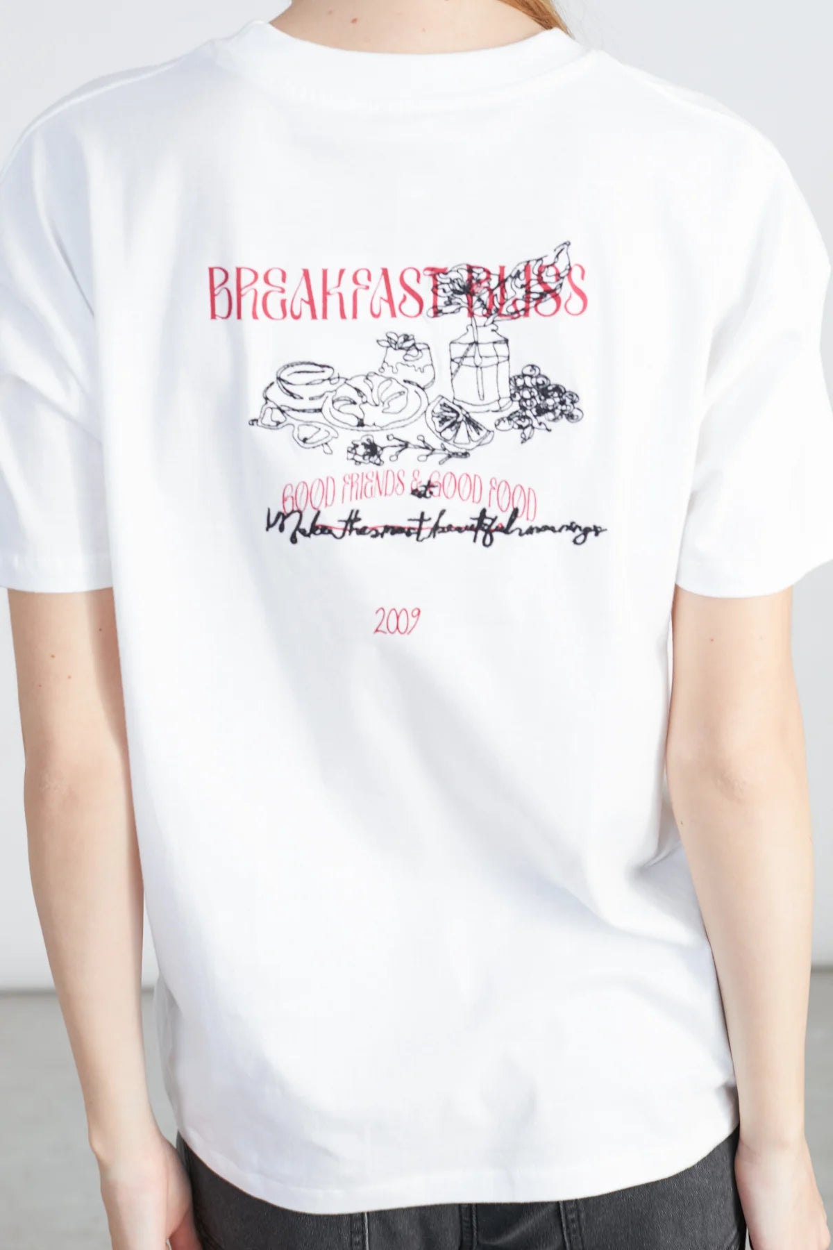 camiseta breakfast bordado