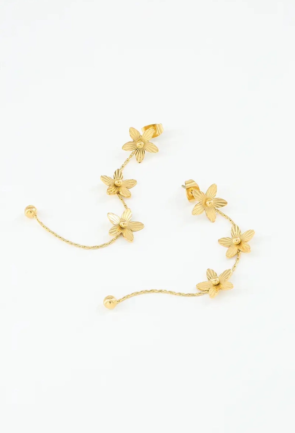 Pendiente largos flores