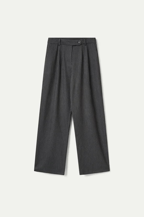 Pantalón de traje recto raya diplomática gris