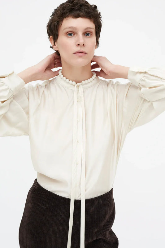 Camisa fluida lazada blanca