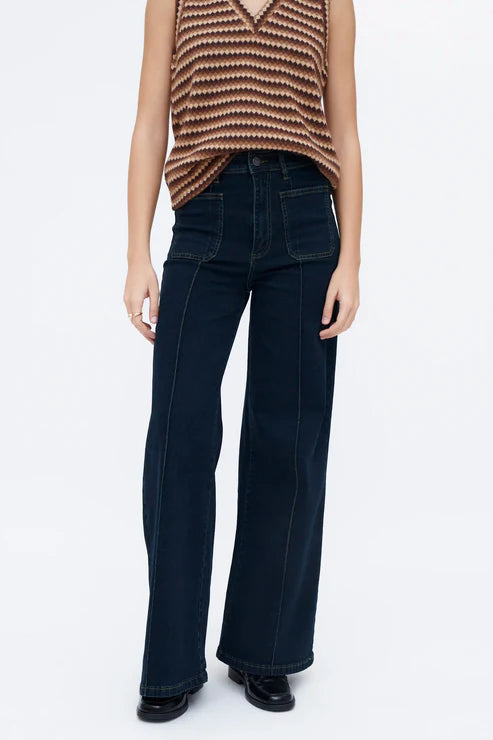 Pantalón vaquero azul tiro alto