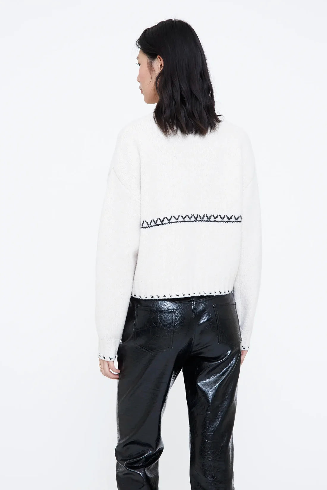 Jersey punto blanco con detalles negros