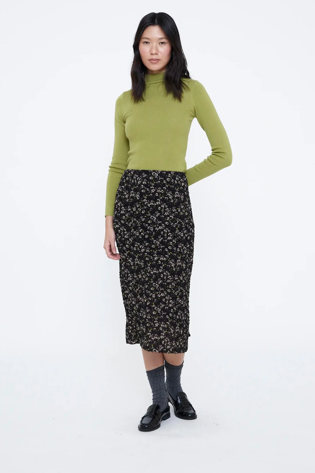 Top cuello alto verde
