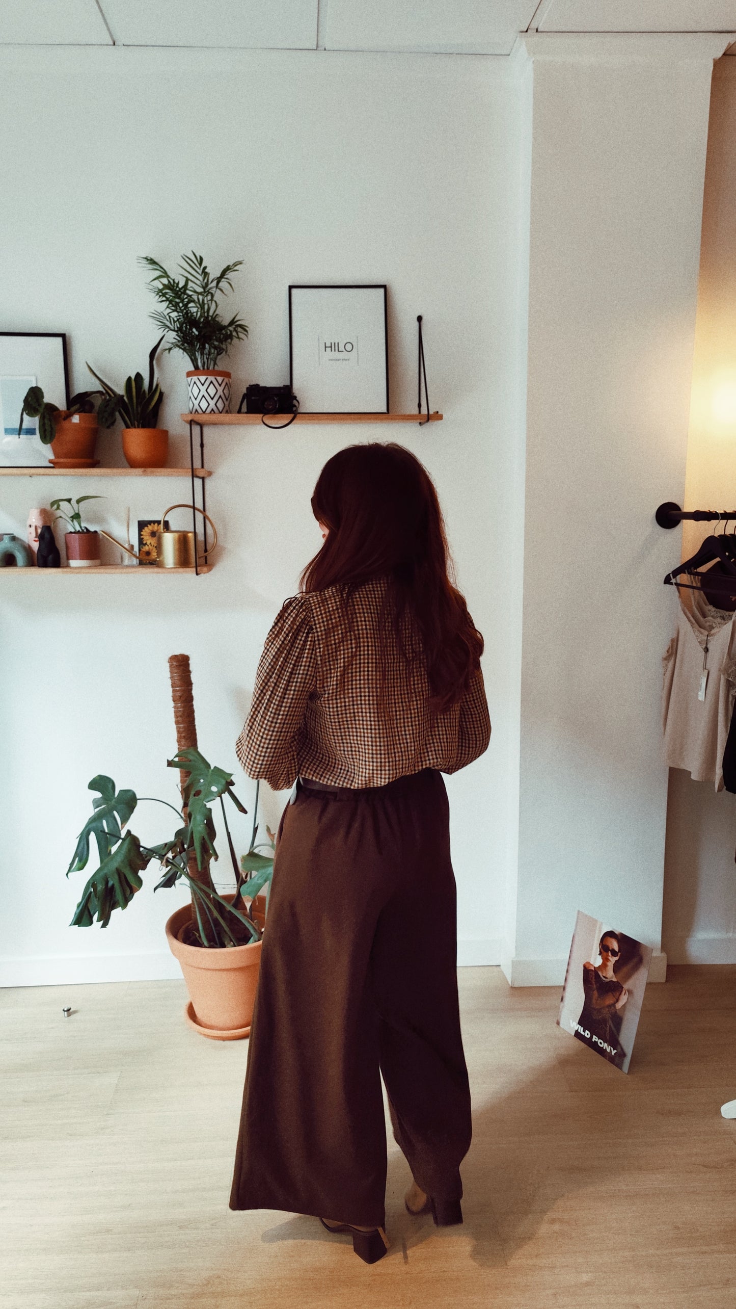 Pantalón wide leg lana suave