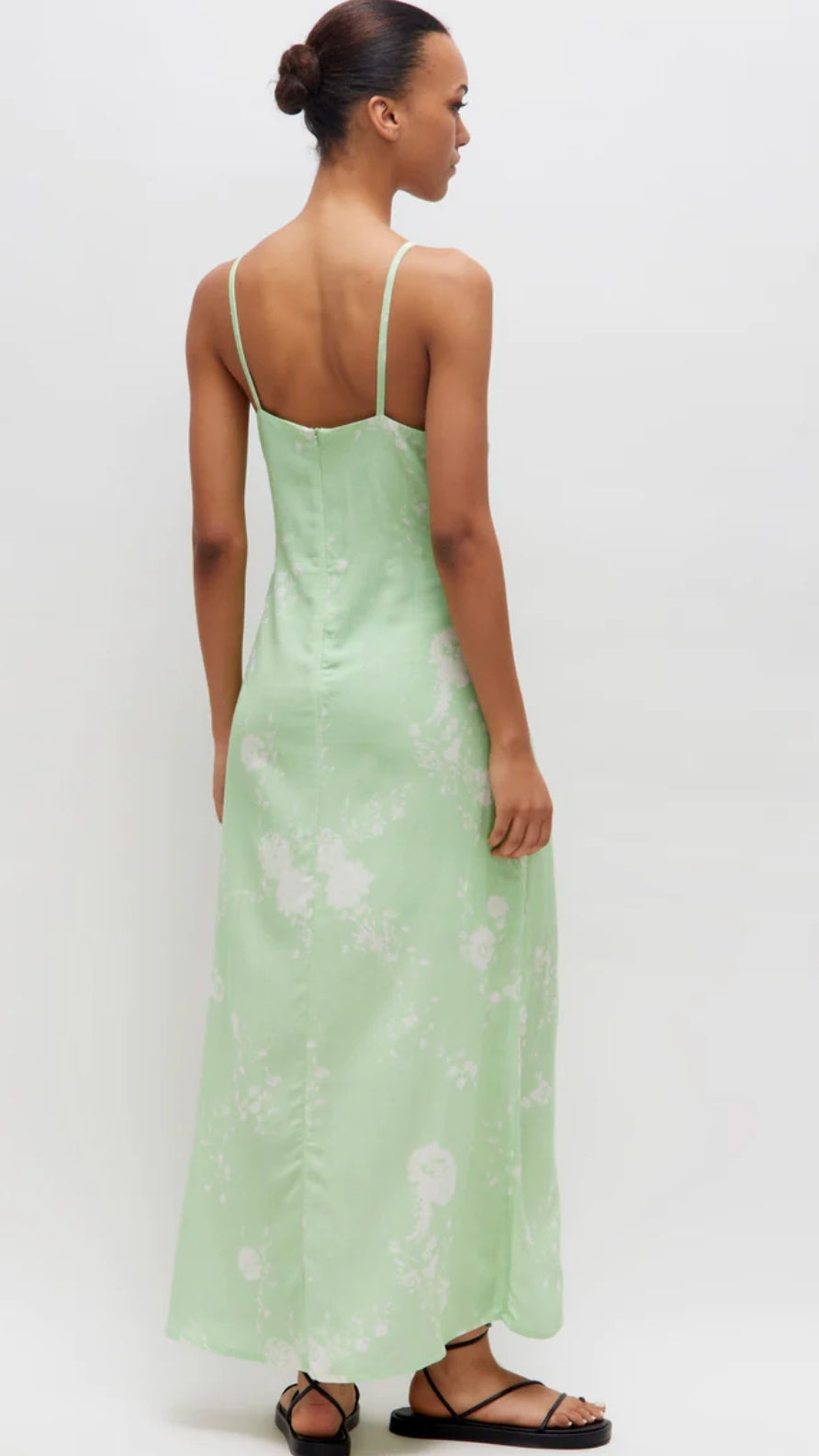 VESTIDO MIDI TE MATCHA