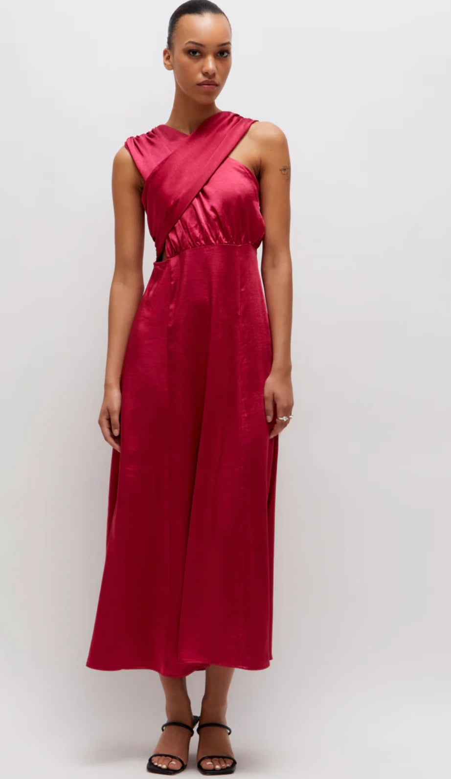 VESTIDO ASIMETRICO MIDI rosa