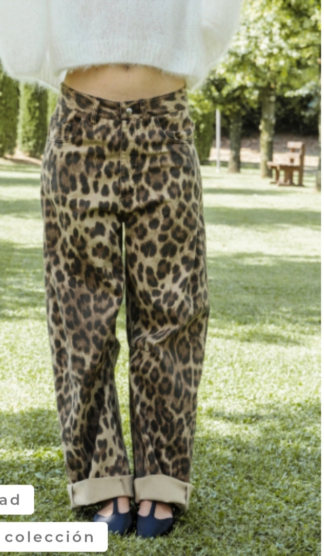 pantalon leopardo