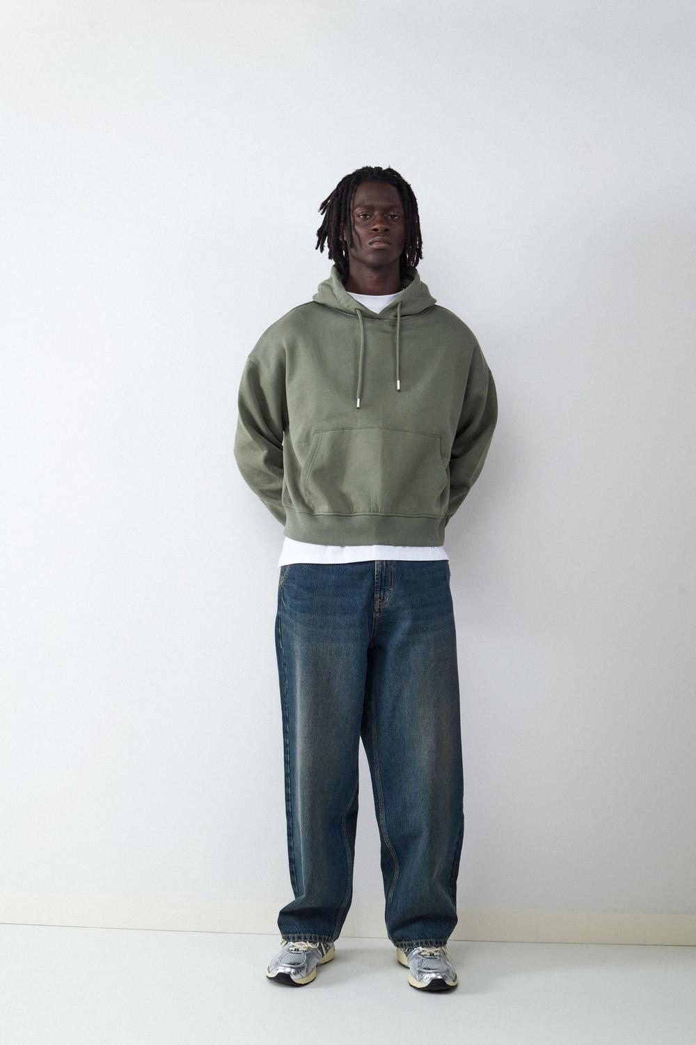 Sudadera verde polvo