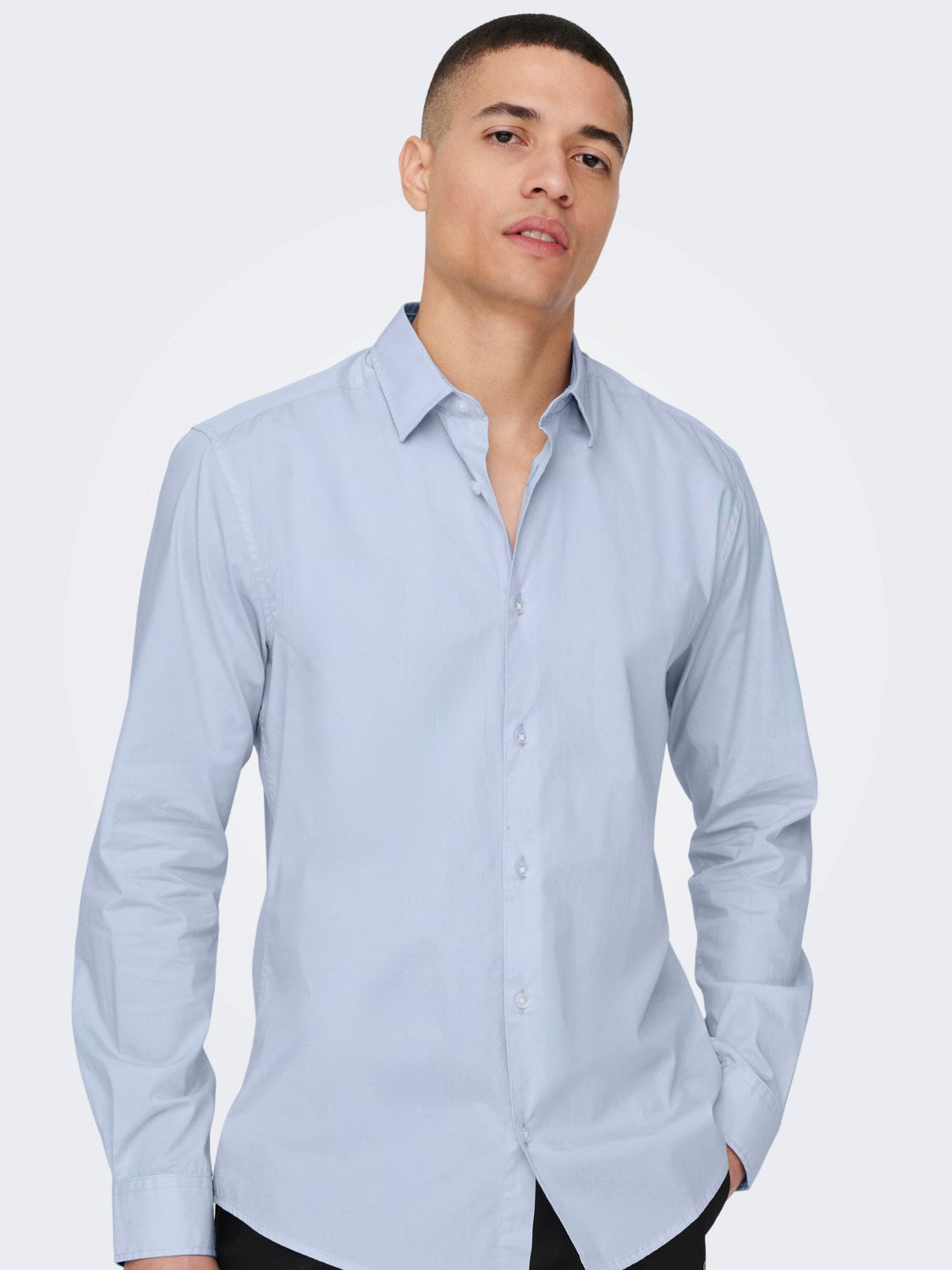 CAMISA AZUL POPELIN