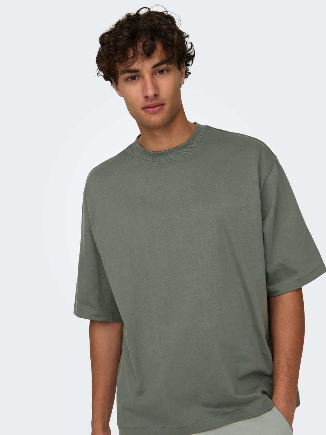 CAMISETA OVER VERDE